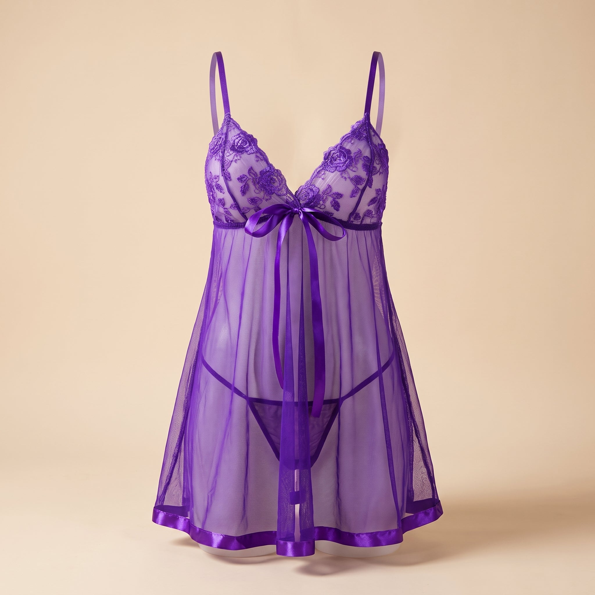 Présentation de Nuisette violette érotique en dentelle transparente Image