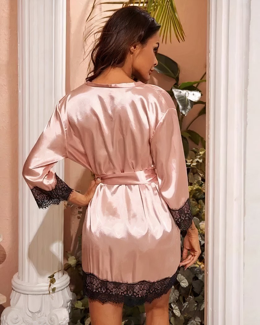 Kimono Femme en Satin et Dentelle
