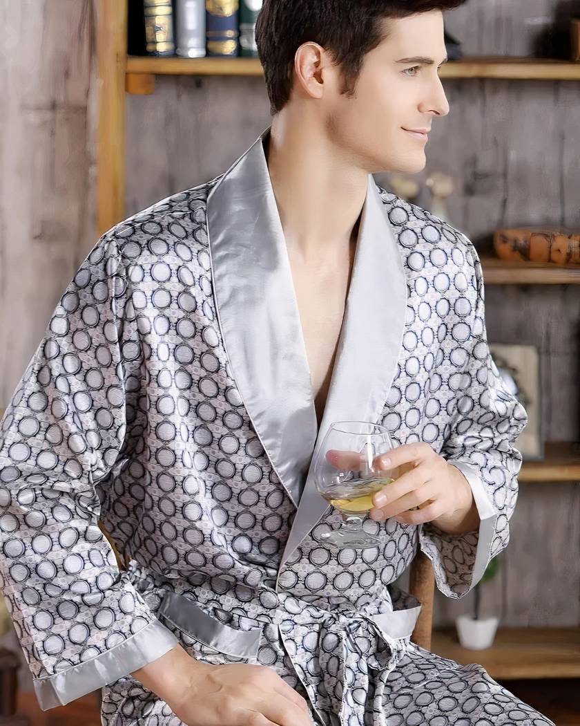 Robe de chambre homme en satin gris imprimé