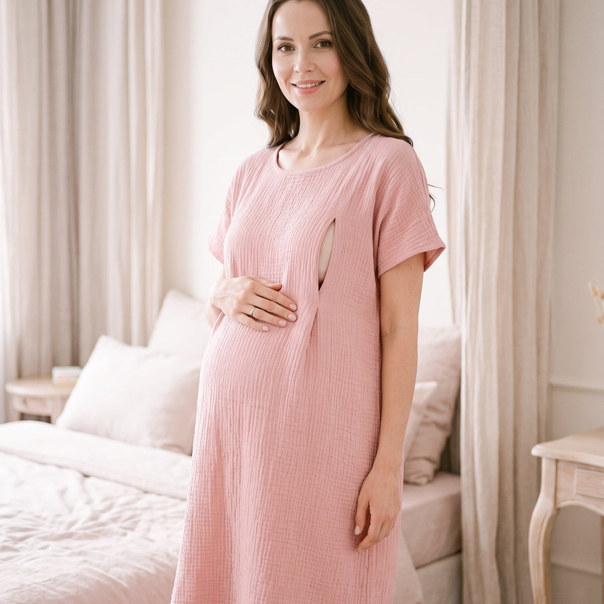 La douceur de la gaze de coton — Chemise de nuit maternité en gaze de coton rose