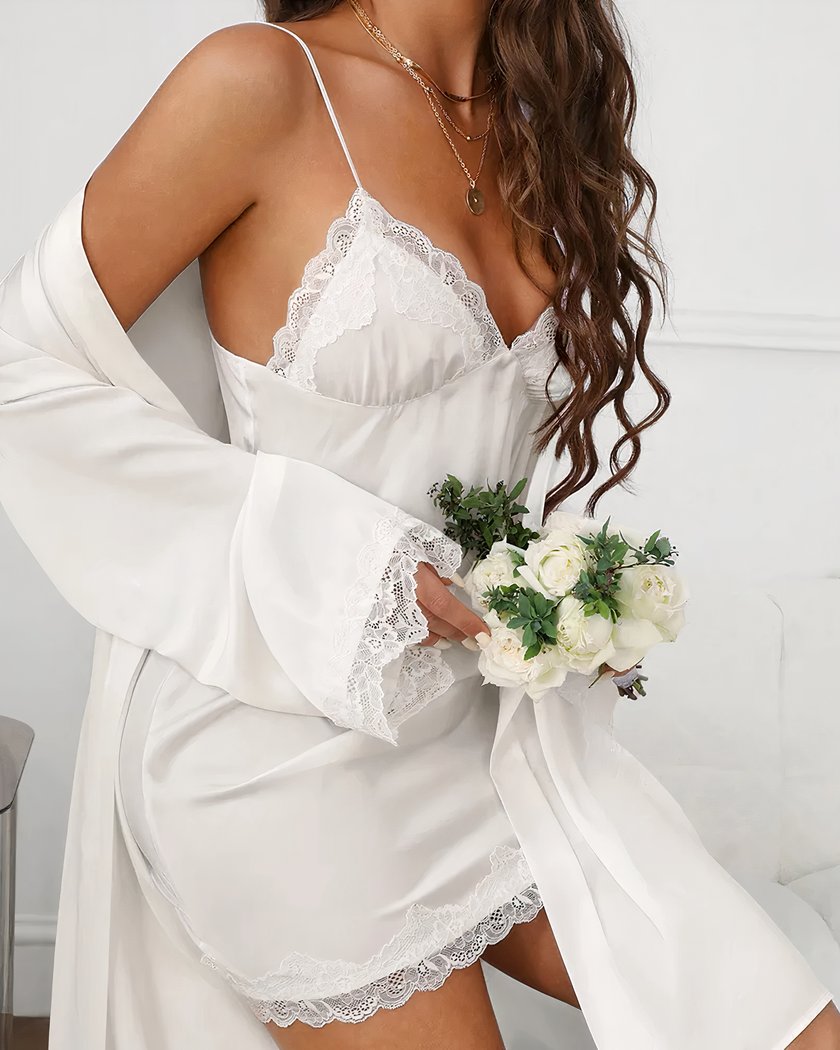 Ensemble Nuisette et Kimono Blanc en Dentelle et Satin