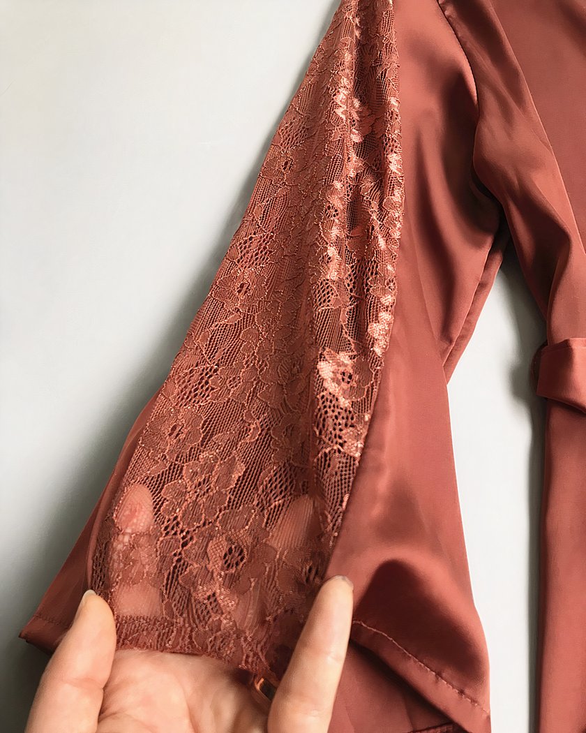 Ensemble nuisette et kimono satin terracotta et dentelle