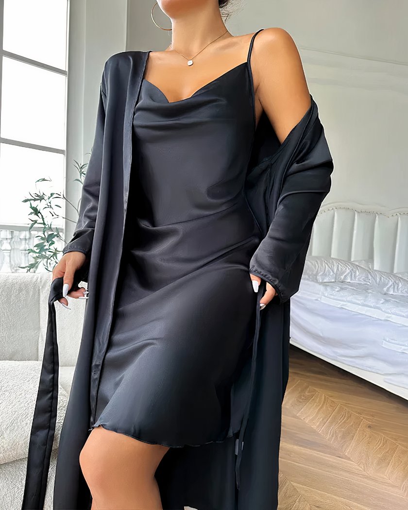 Ensemble Nuisette et Robe en Satin Noir