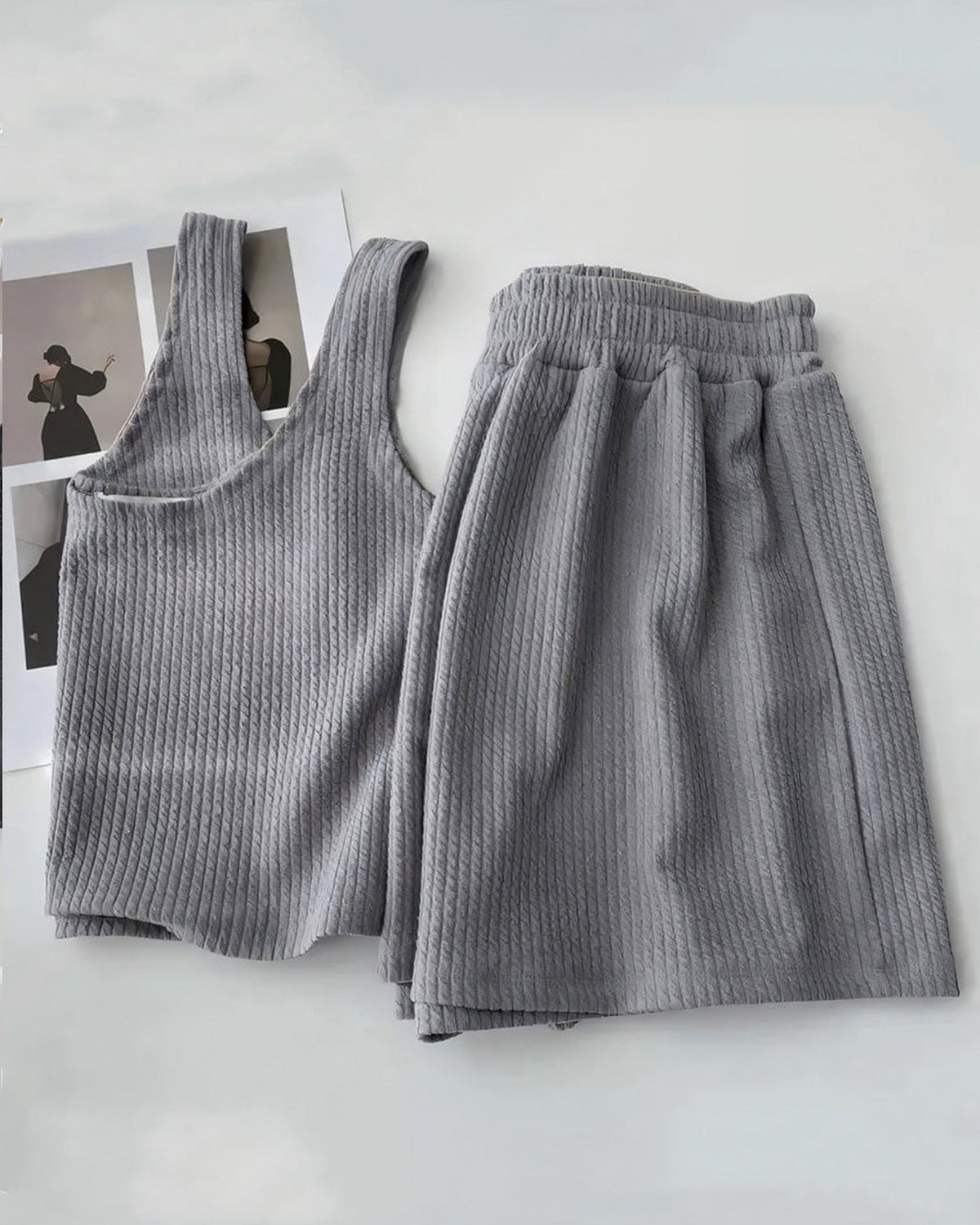 Pyjama femme été en maille côtelée grise, deux-pièces court
