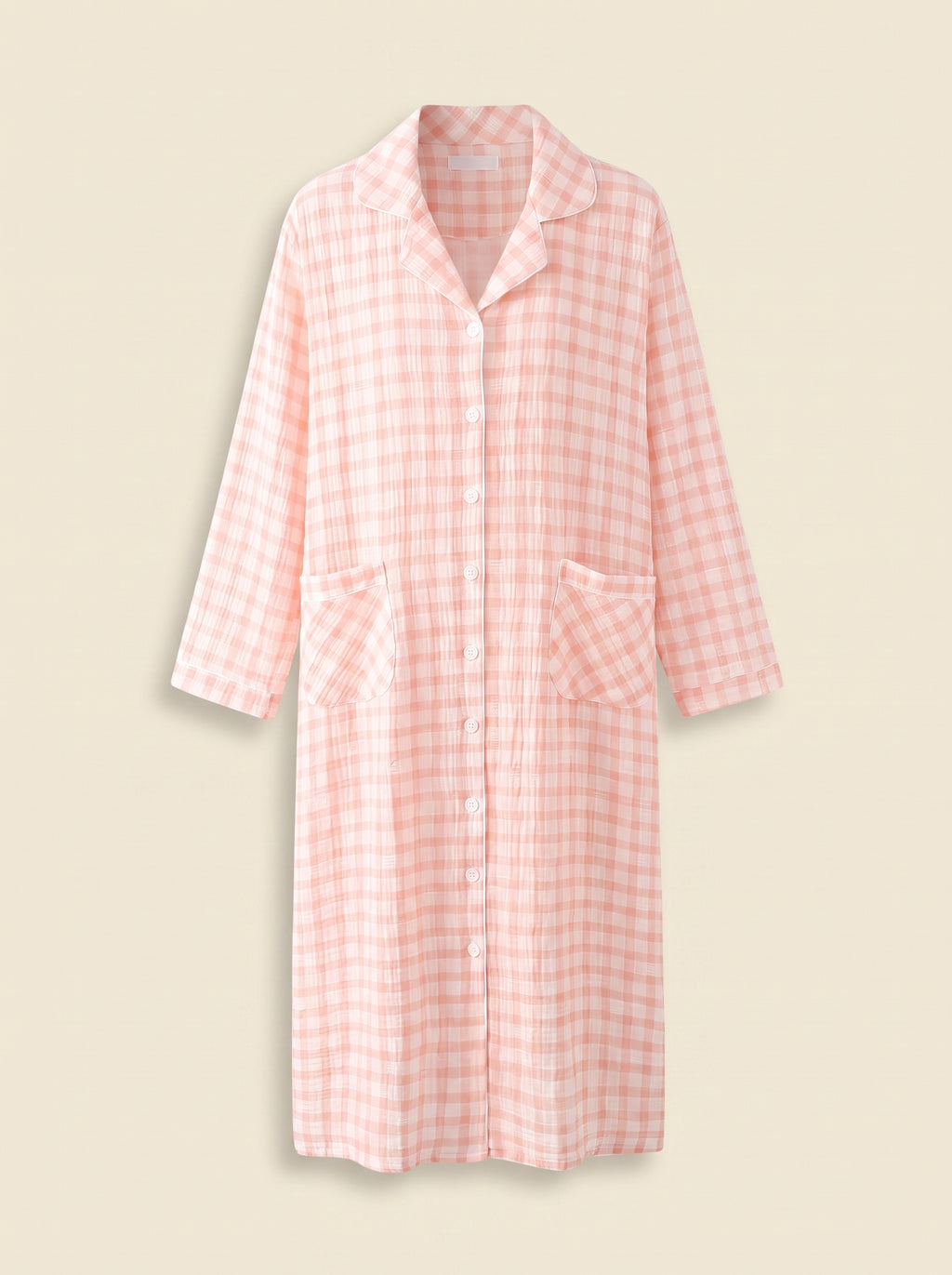 Robe de chambre longue a carreaux portee par mannequin invisible, vue de face