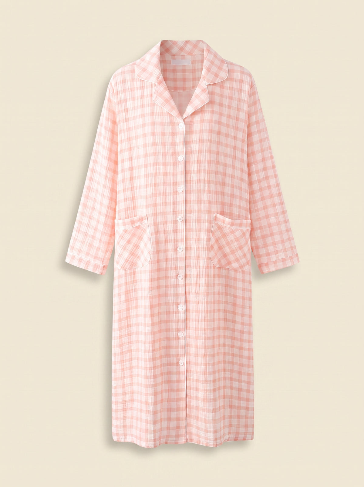 Robe de chambre longue a carreaux portee par mannequin invisible, vue de face