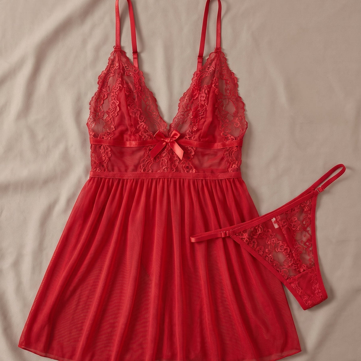 Le rouge passion de la séduction — Mini Nuisette Babydoll Rouge en Dentelle