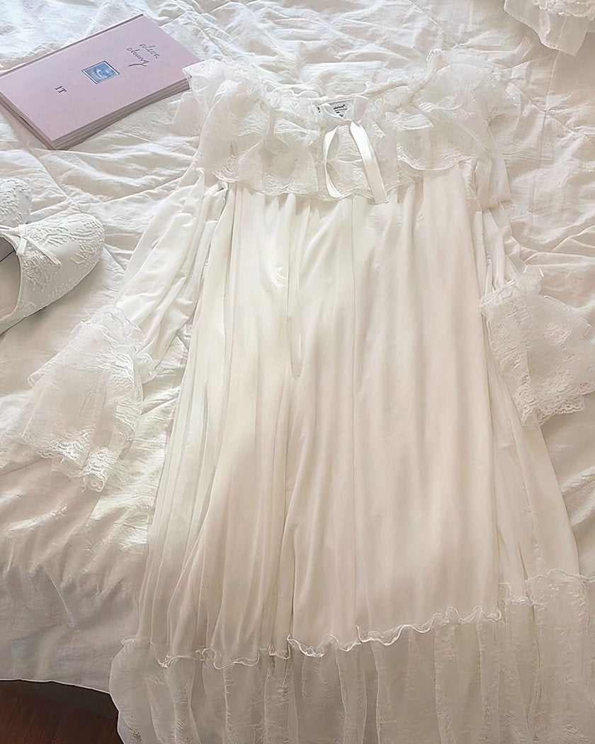 Nuisette longue vintage ivoire en dentelle