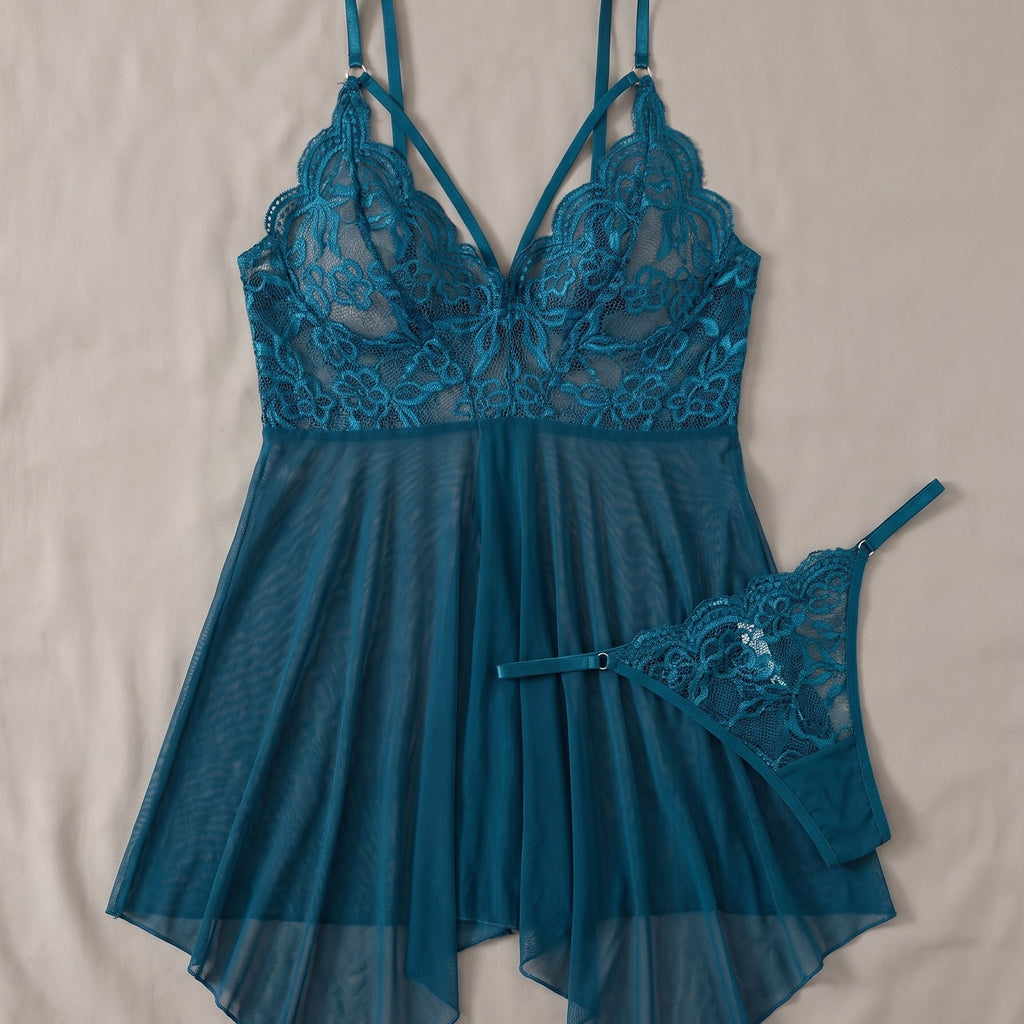 Le bleu canard, une sensualité magnétique — Nuisette Transparente Bleu Canard et son String
