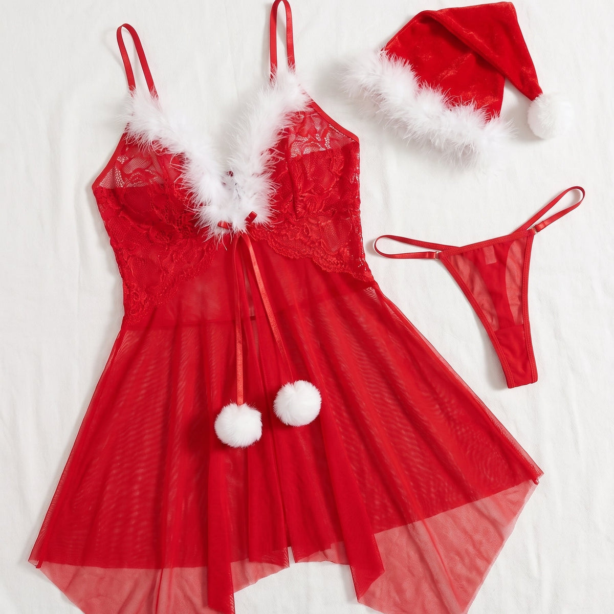L'esprit de Noël, version coquine — Nuisette de Noël rouge asymétrique avec bonnet