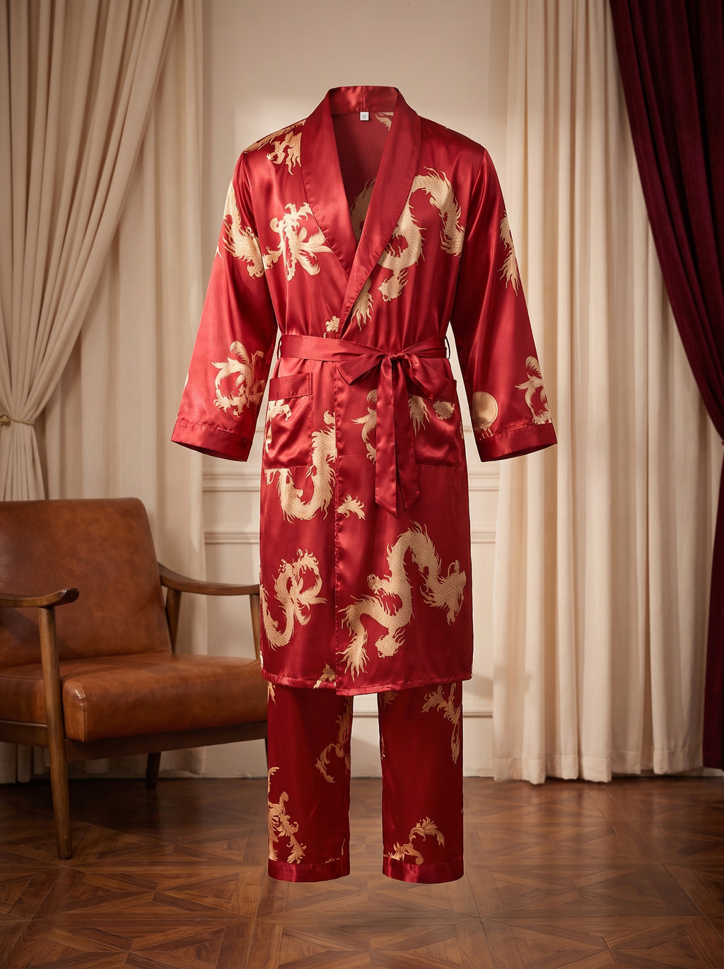 Ensemble kimono homme satin rouge dragon doré en mannequin invisible, vue de face, pantalon assorti