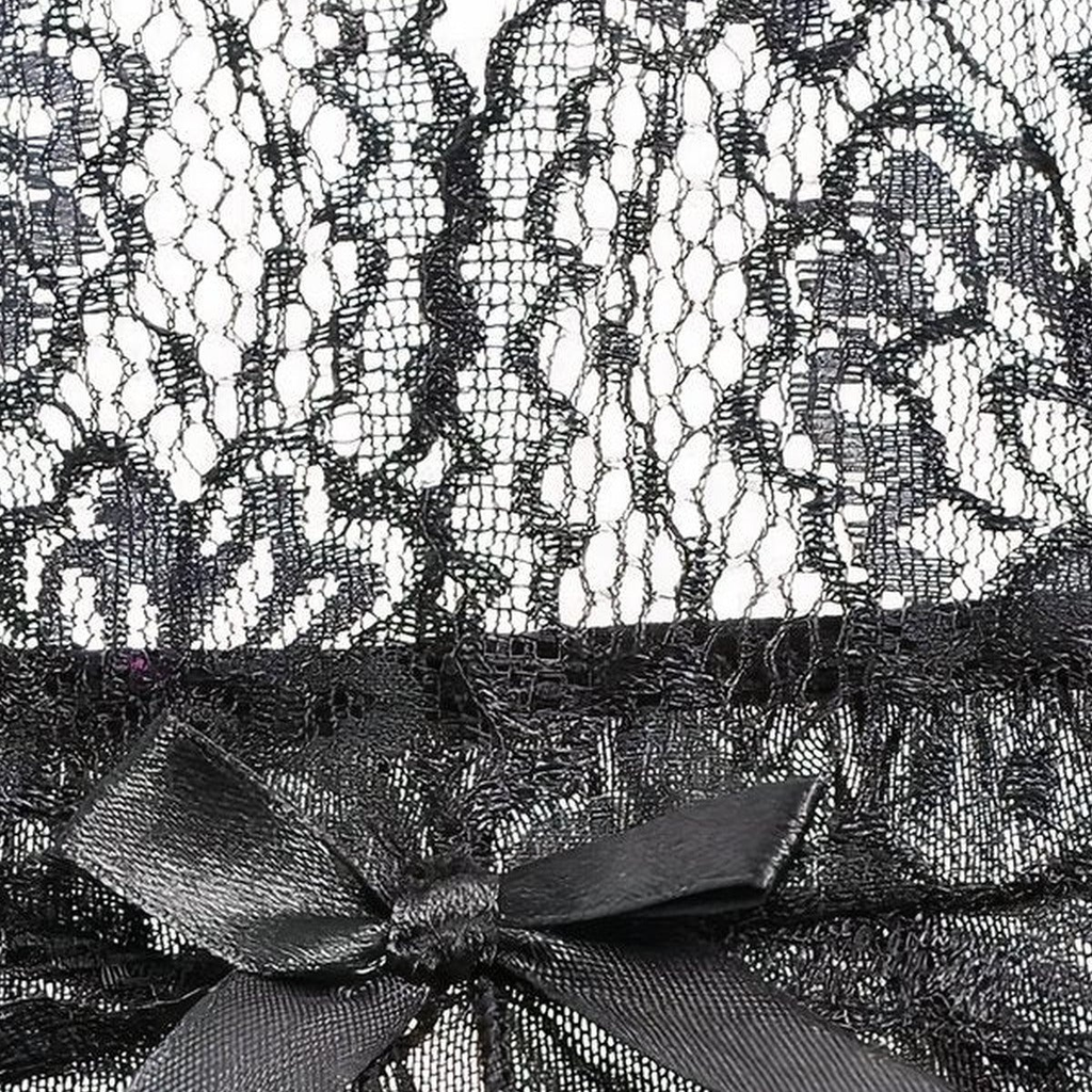 Dentelle florale et petit nœud satiné de la nuisette longue noire