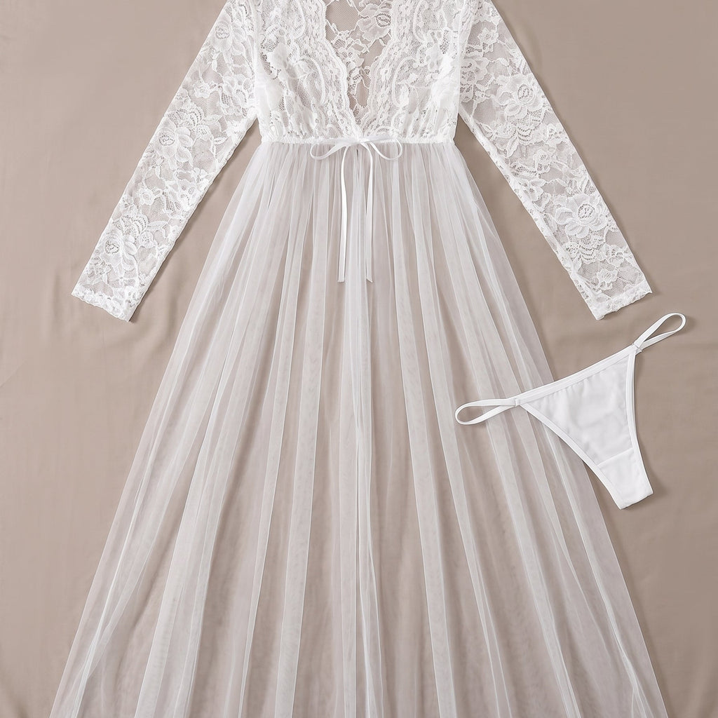 Une allure de déesse transparente — Nuisette Longue Transparente en Dentelle et Tulle