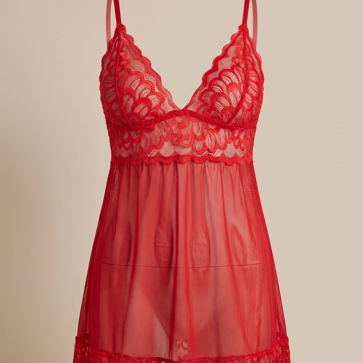 Le rouge du désir — Nuisette babydoll rouge en dentelle et voile