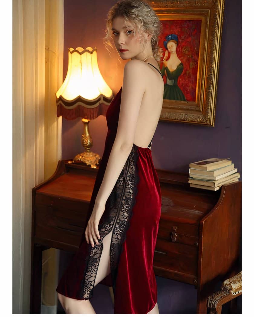 Nuisette Longue en Velours Rouge à Dentelle Noire