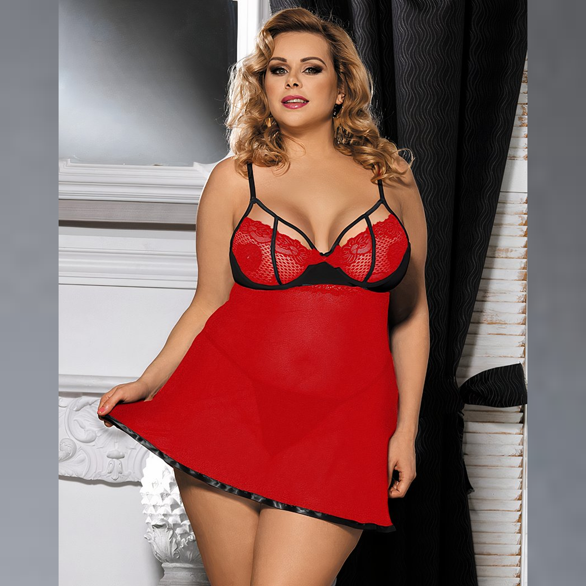 Vue de face de la nuisette rouge grande taille à jupe lisse