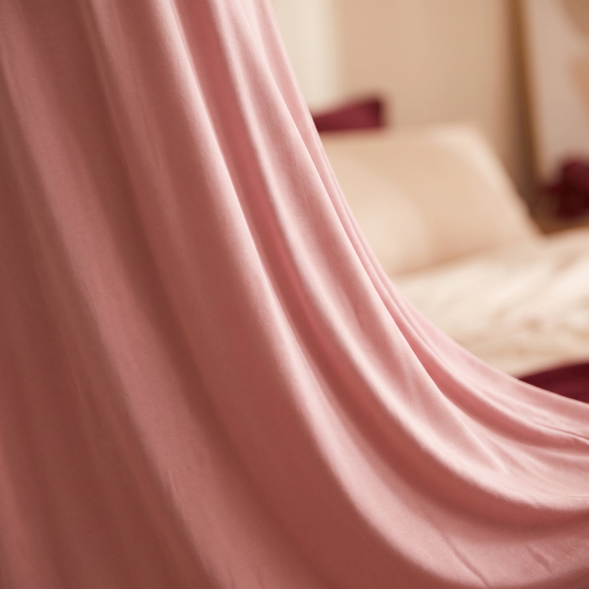 Texture et tombé fluide du modal de la nuisette rose Image
