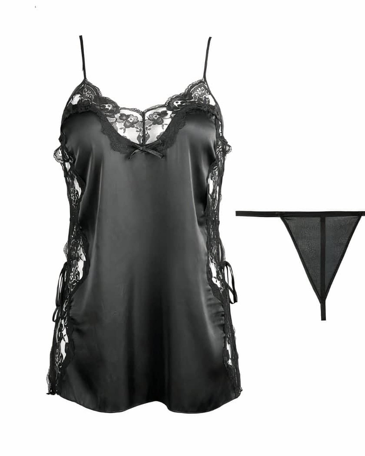 Les deux pièces à plat, la nuisette et le string