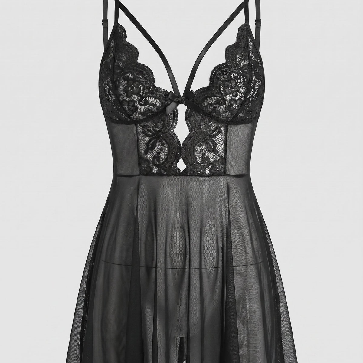 Le noir de la séduction — Nuisette babydoll noire en dentelle et voile