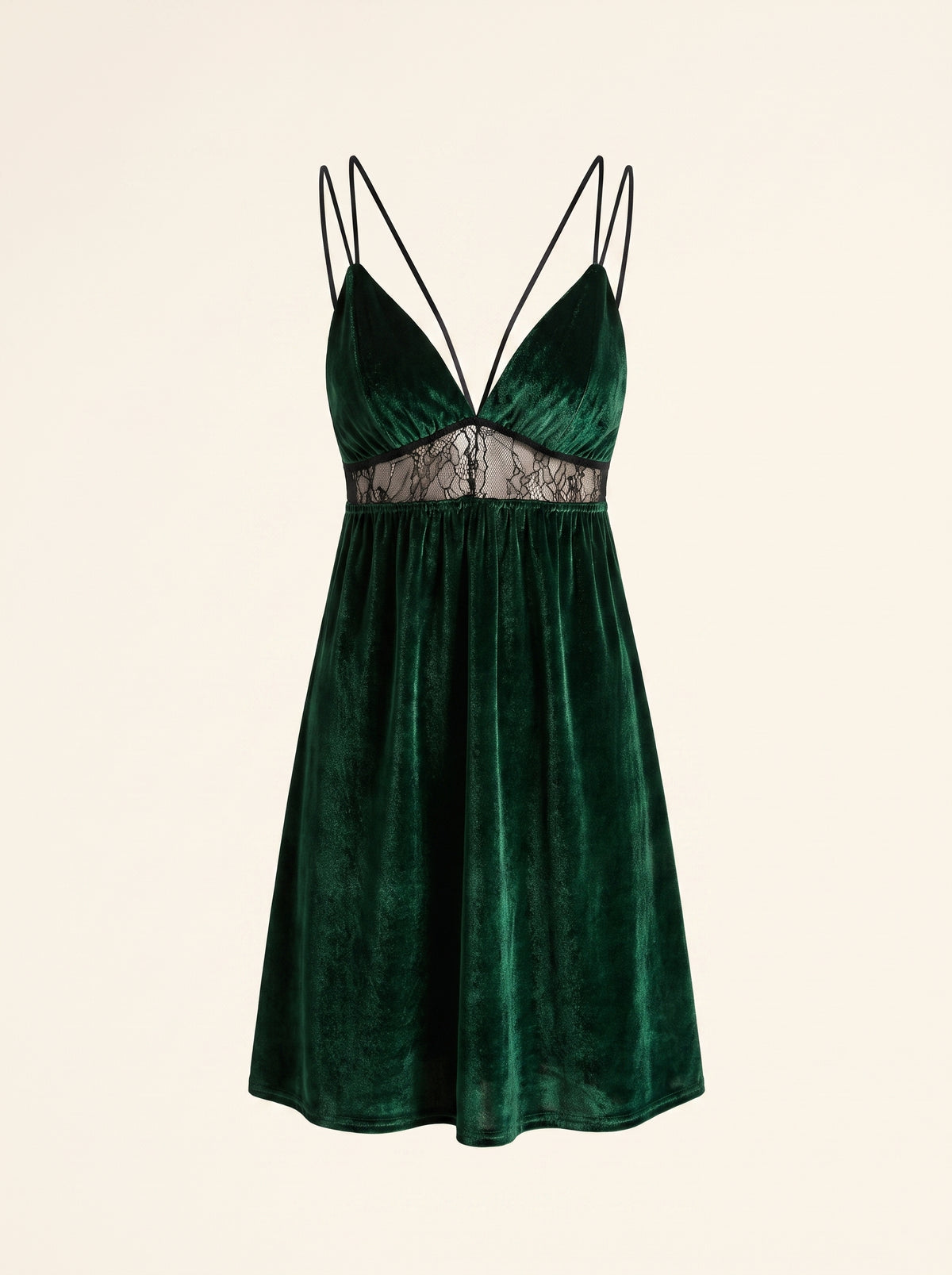 Nuisette en velours verte sur mannequin invisible, vue de face