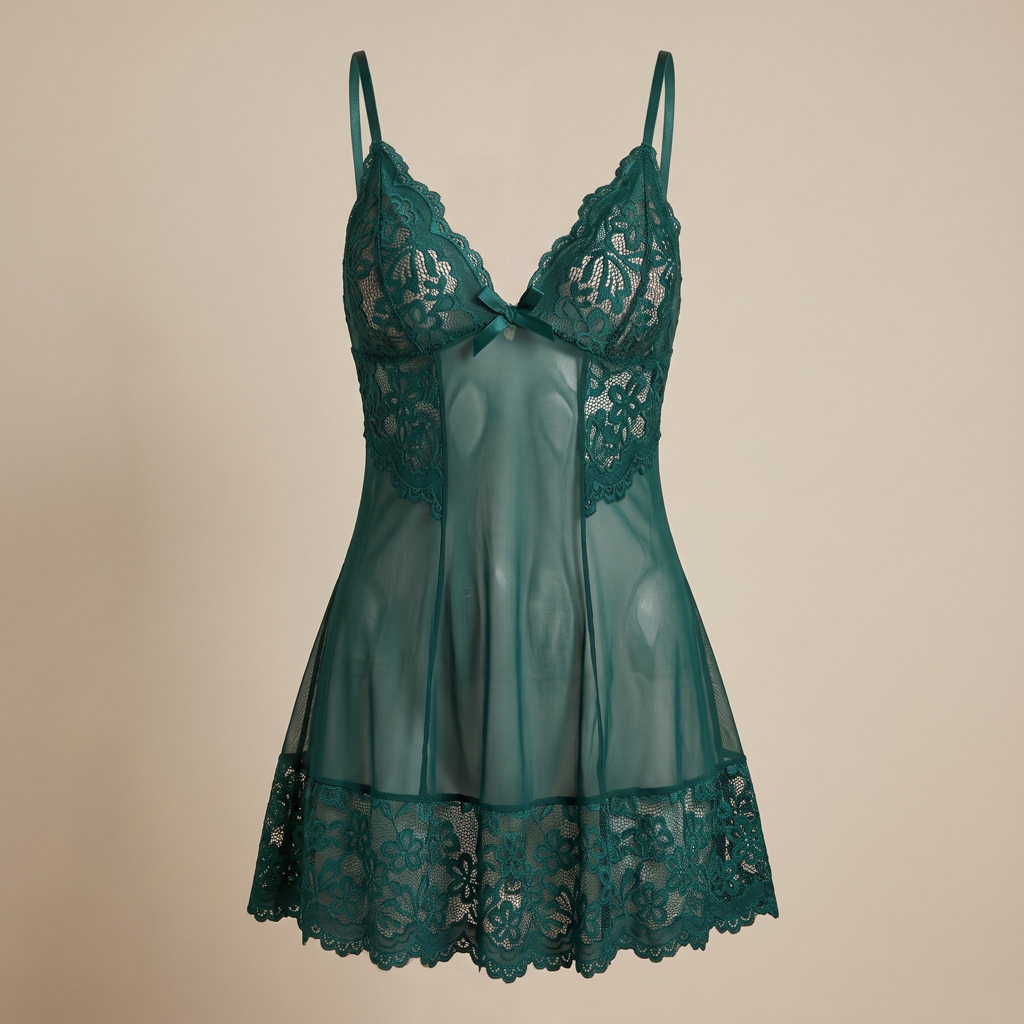 Nuisette babydoll verte en dentelle et voile transparent, packshot mannequin invisible Image