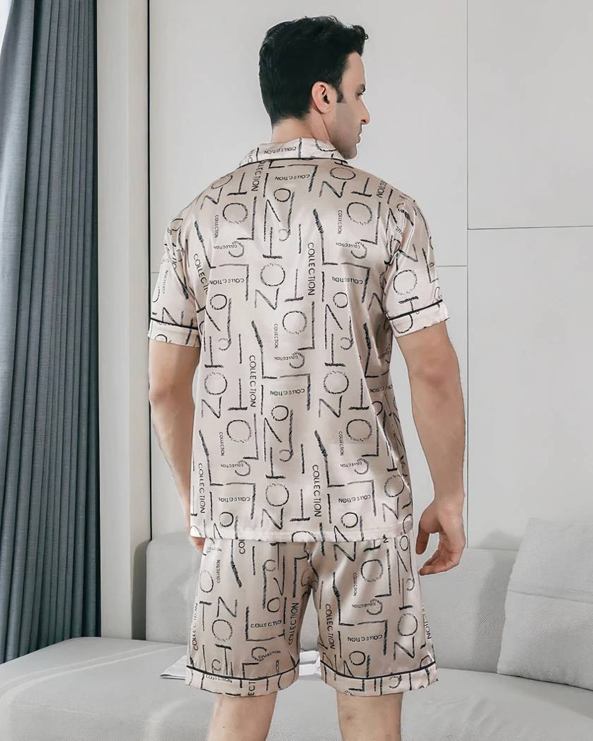 Dos du pyjama homme d’été deux pièces à motif graphique