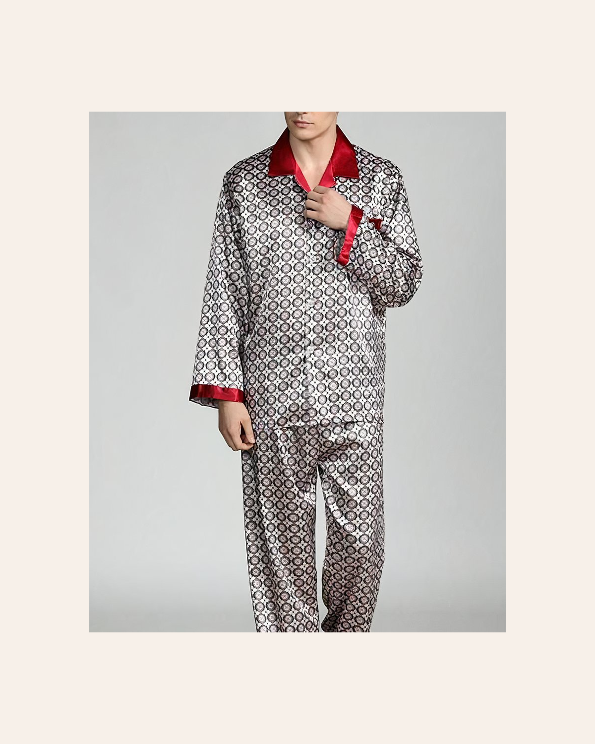Vue fournisseur du pyjama homme à motif circulaire, chemise et pantalon coordonnés