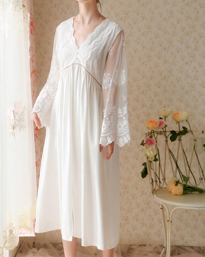 Nuisette longue vintage en coton et dentelle