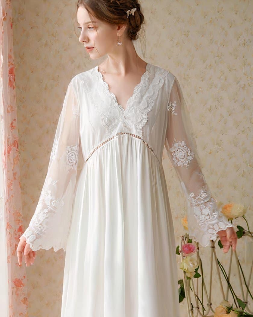 Nuisette longue vintage en coton et dentelle