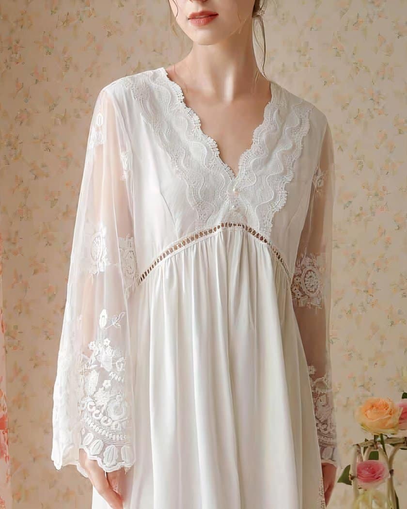 Nuisette longue vintage en coton et dentelle