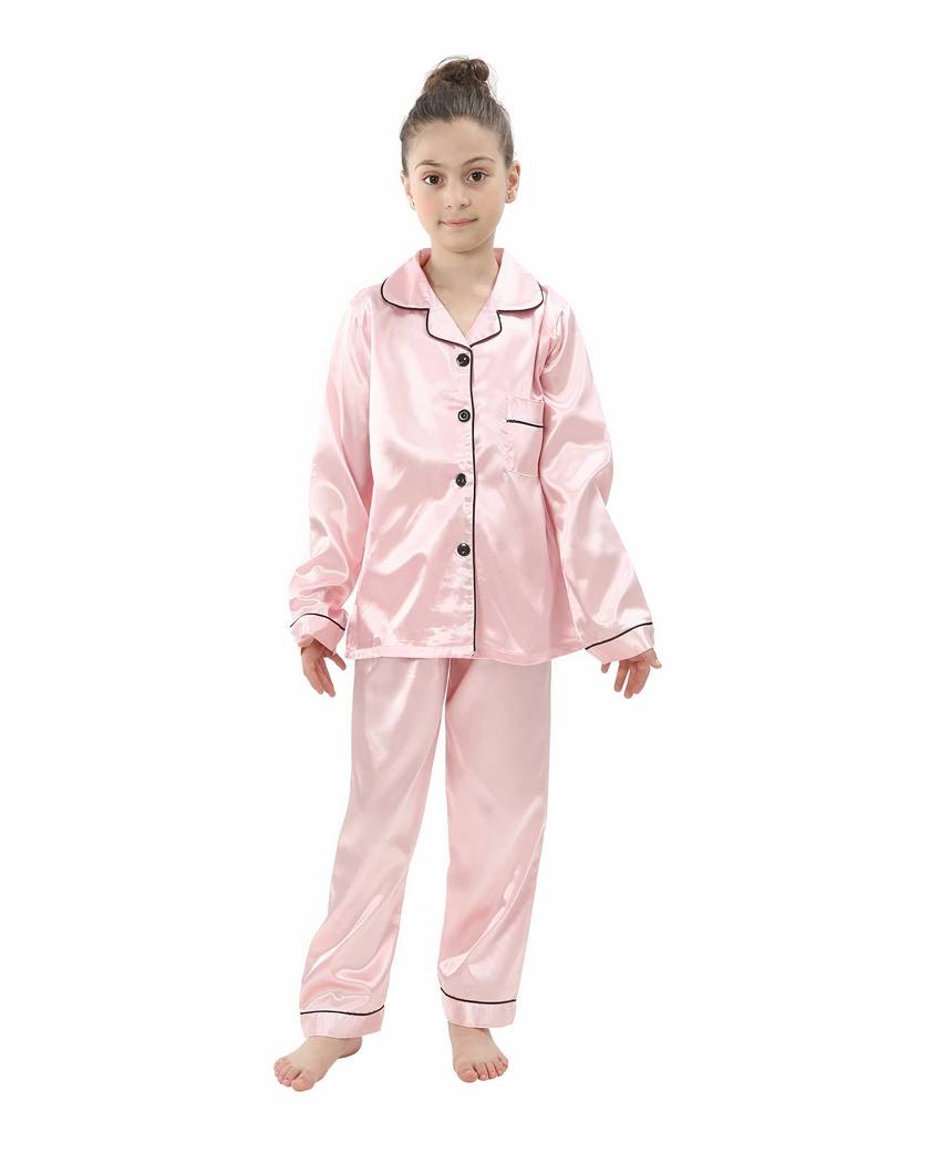 Pyjama fille en satin, coloris rose tendre, chemise à col cranté et pantalon assorti