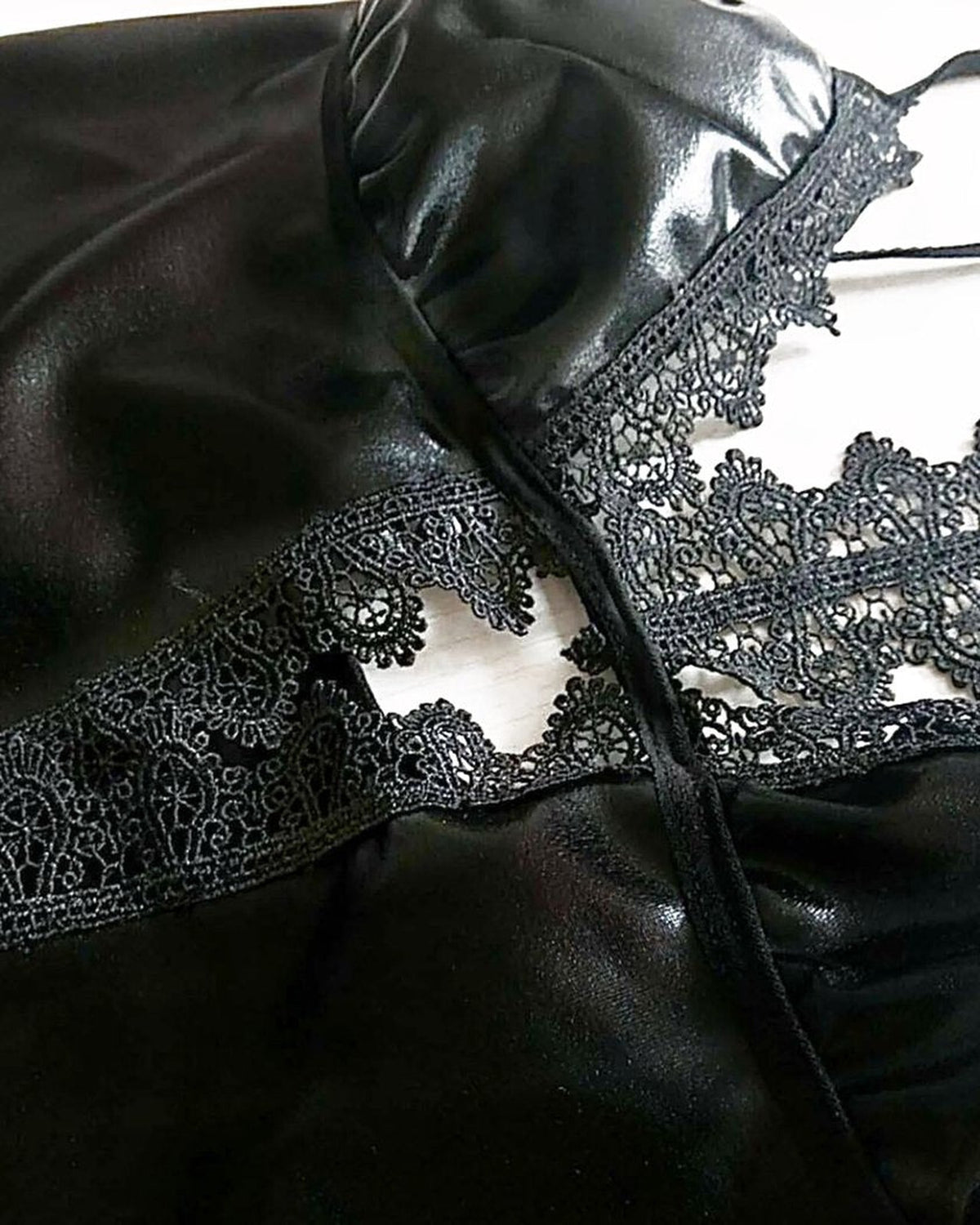 Nuisette Femme Sexy Noire en Dentelle et Polyester
