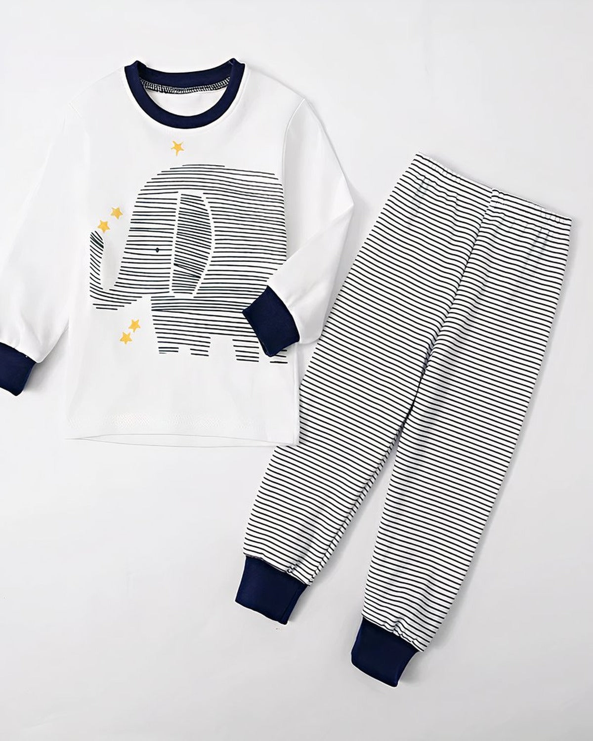 Ensemble pyjama garçon blanc à l'éléphant et aux étoiles, vue fournisseur