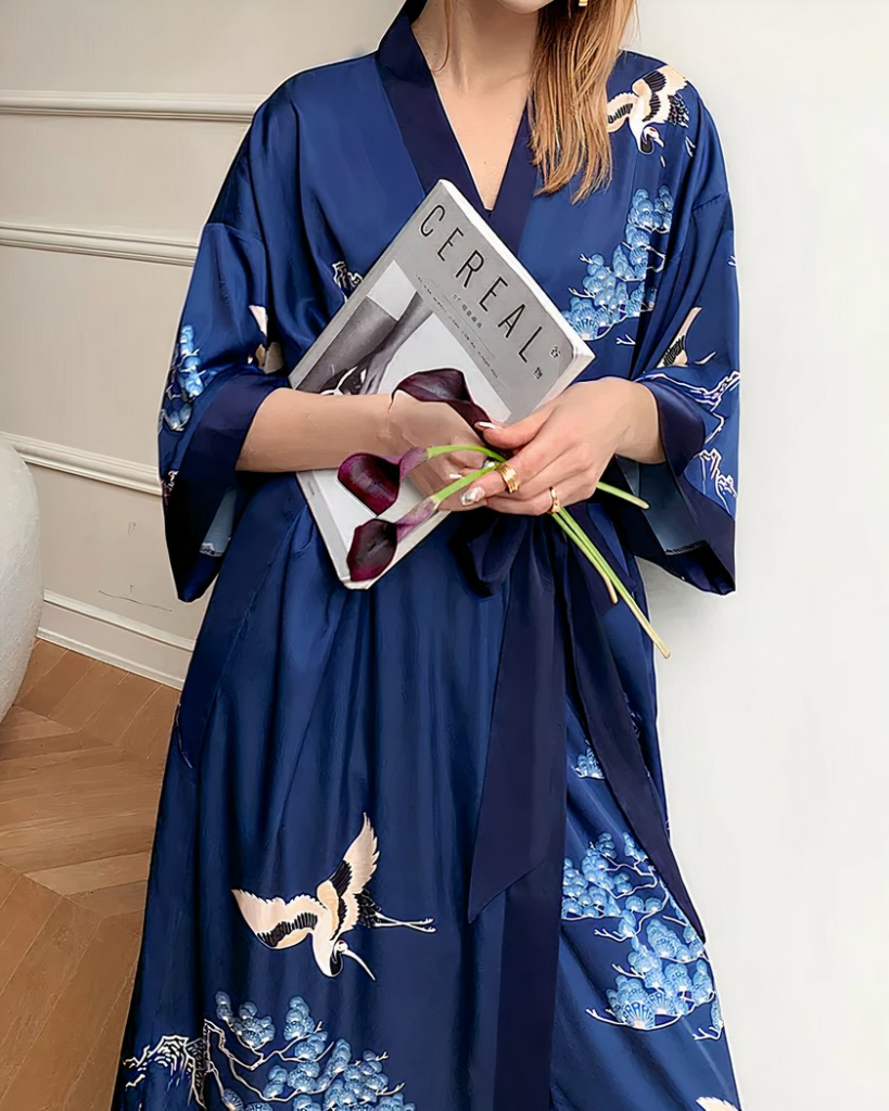 Peignoir de Luxe D?�contract?� avec Motifs de Grues - Mille et une Nuisette